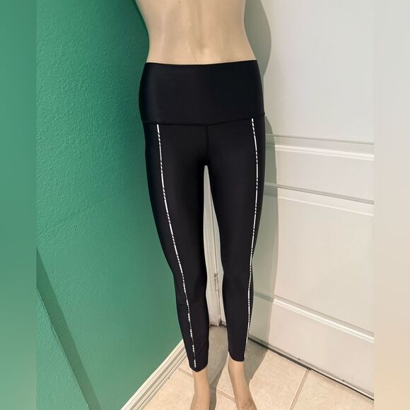 Chic Black Leggings with White Stripe - Picture 1 of 7